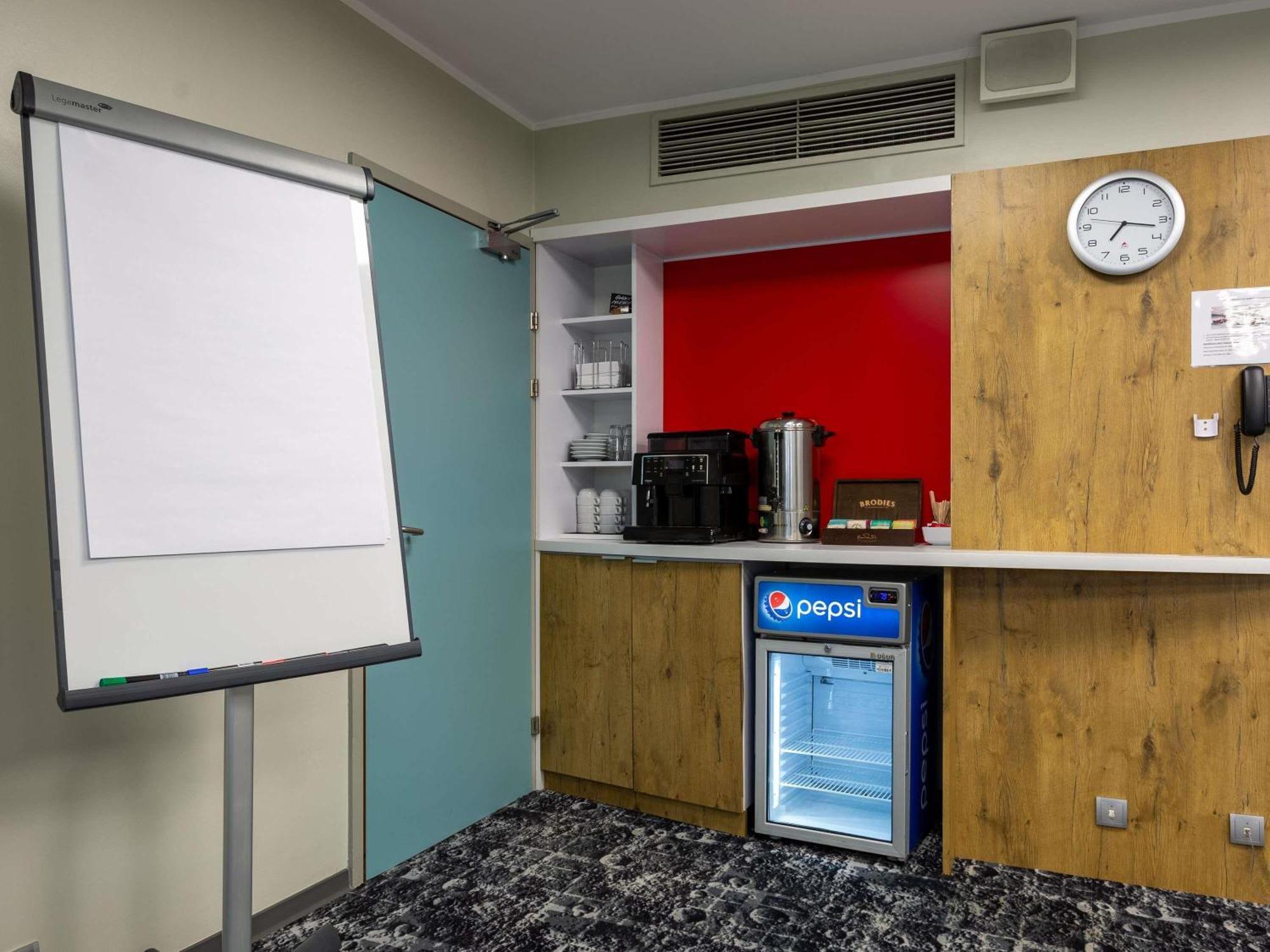 Ibis Centrum 2*