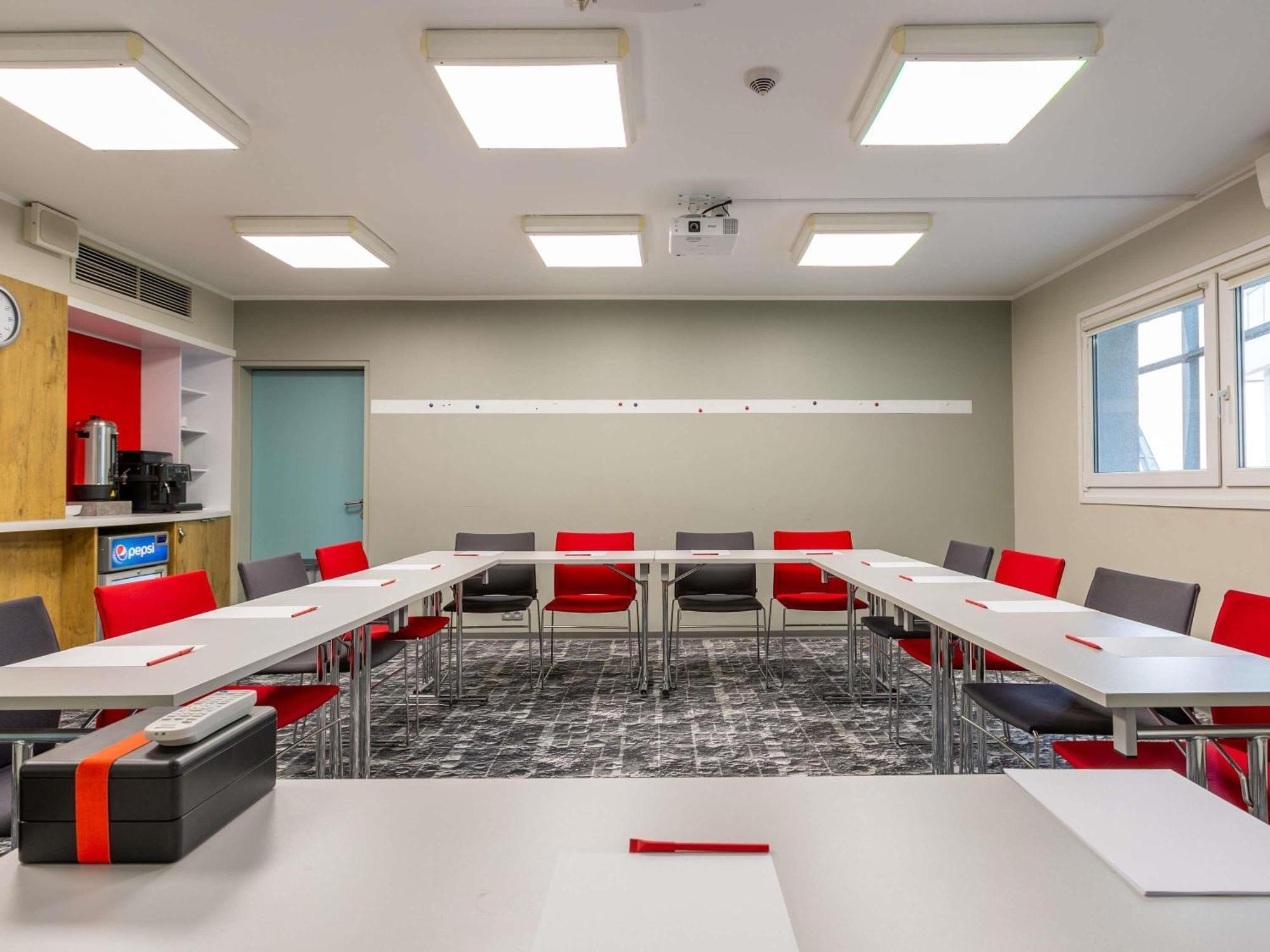 Ibis Centrum Hotell